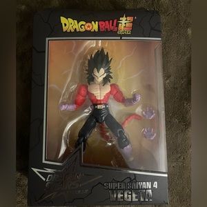 Super Saiyan 4 Vegeta figure